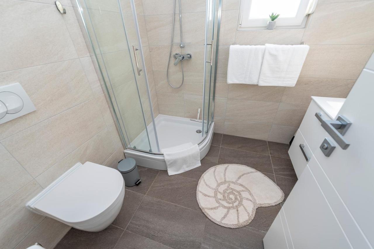 Luxury Apartments - La Vir 5& 6 Esterno foto