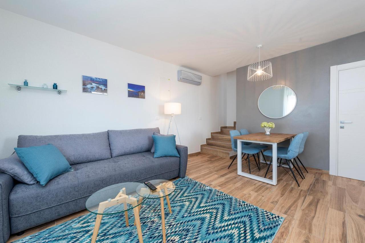 Luxury Apartments - La Vir 5& 6 Esterno foto