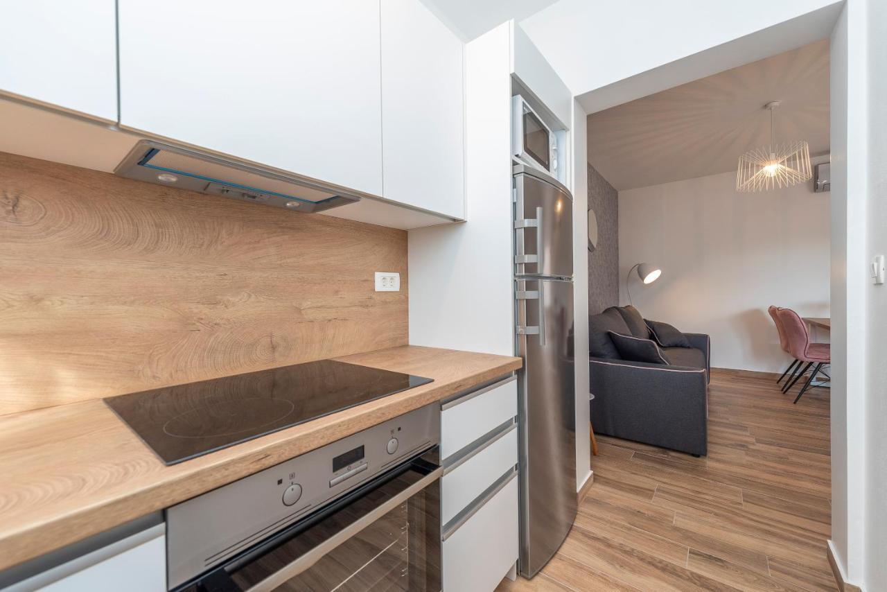 Luxury Apartments - La Vir 5& 6 Esterno foto