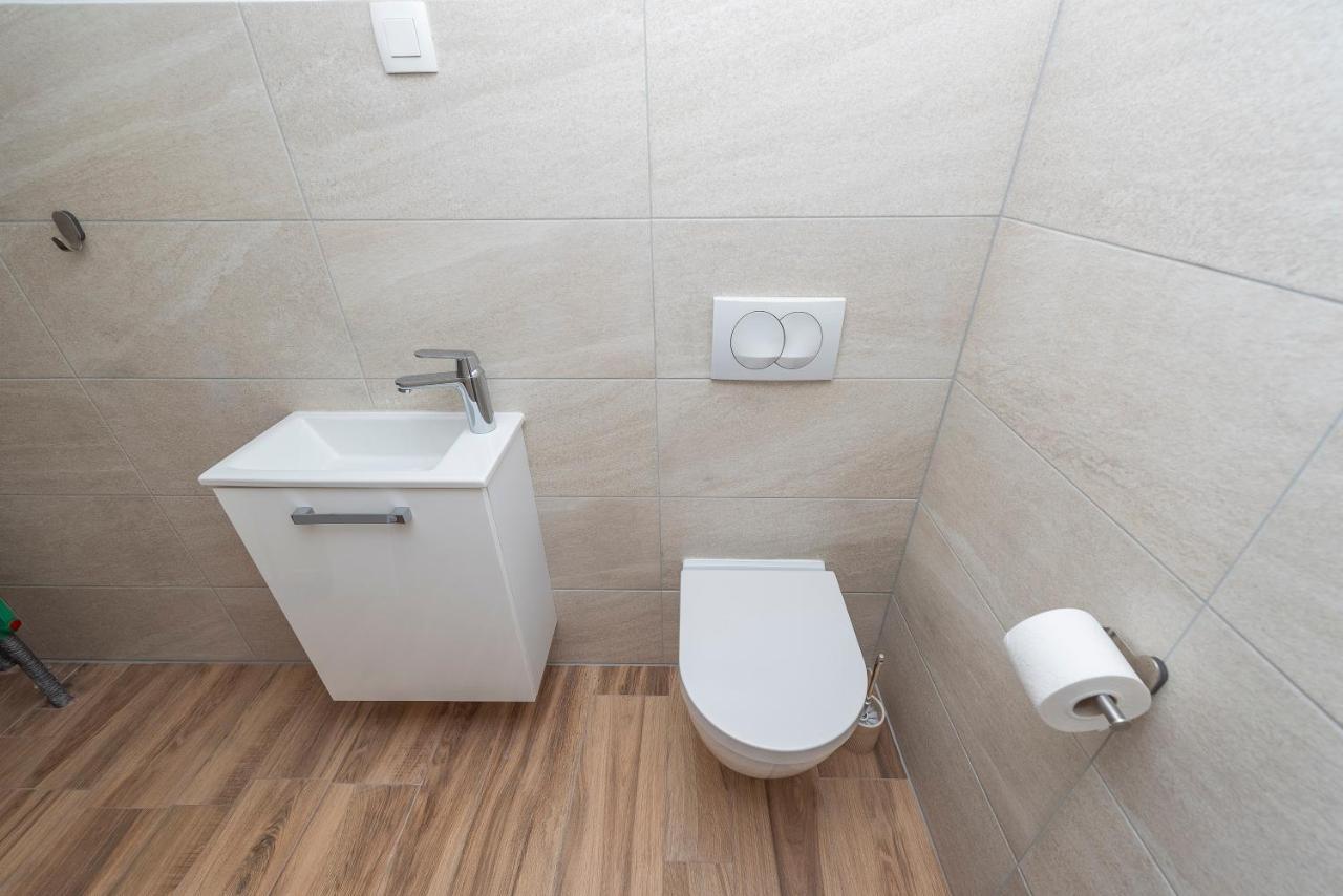 Luxury Apartments - La Vir 5& 6 Esterno foto