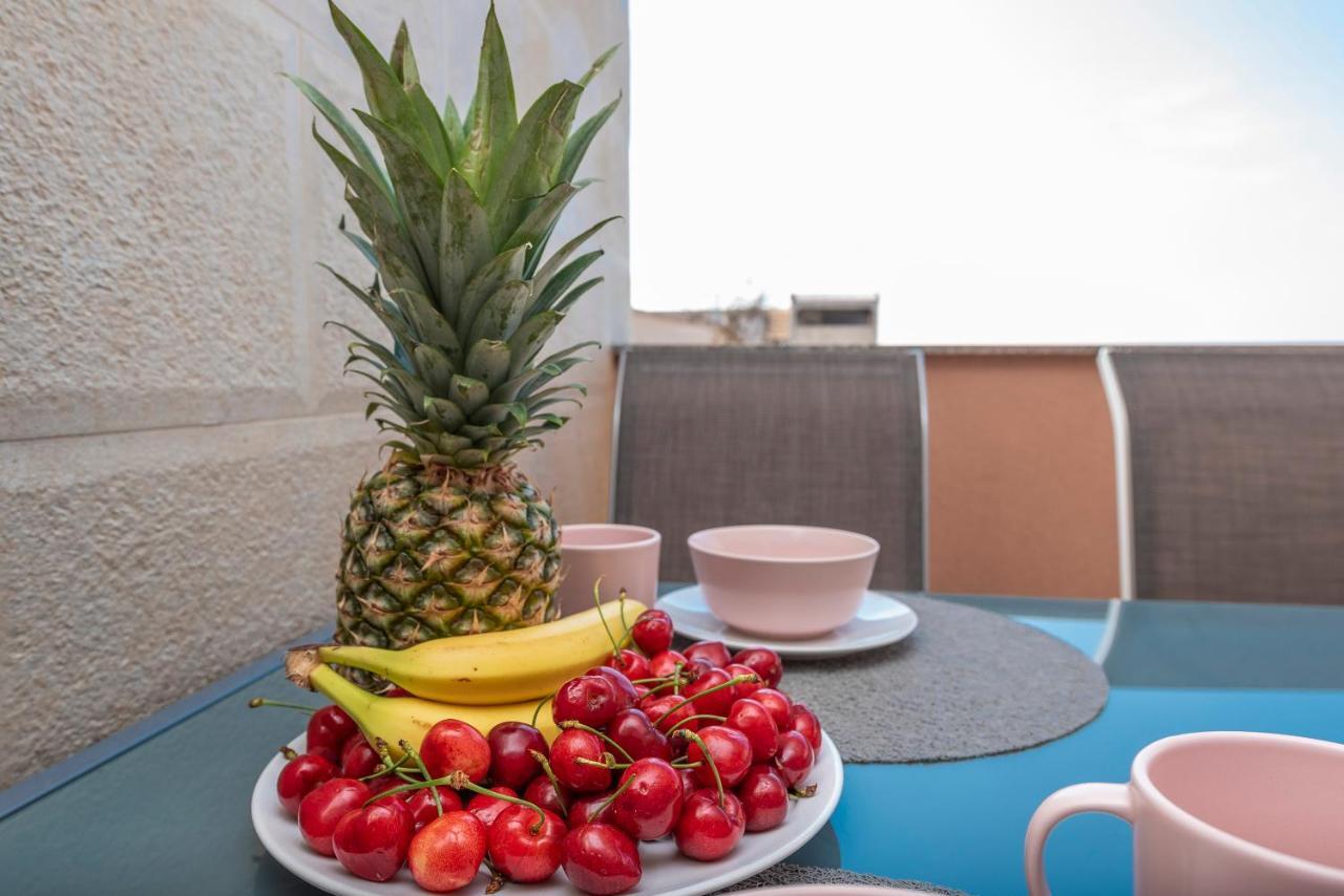 Luxury Apartments - La Vir 5& 6 Esterno foto